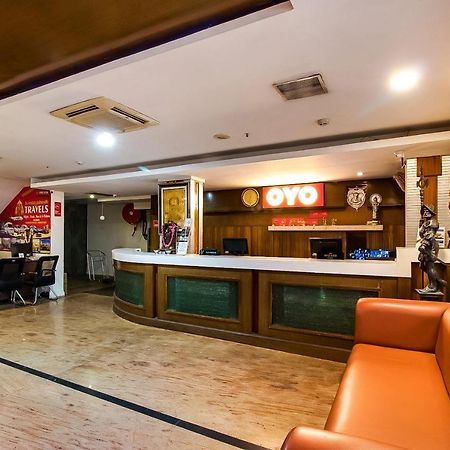 Oyo Flagship 9115 Hotel Udayee International Tirupati Exterior foto