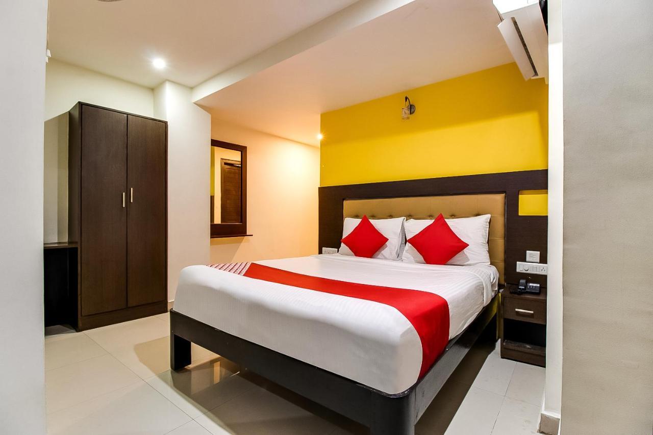 Oyo Flagship 9115 Hotel Udayee International Tirupati Exterior foto